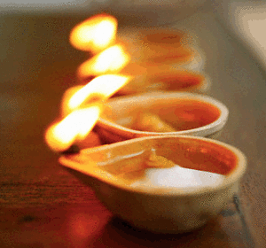 Ways to host a memorable Diwali Get-together at Home